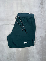 Nike Dri-Fit Stride shorts Jungle Green