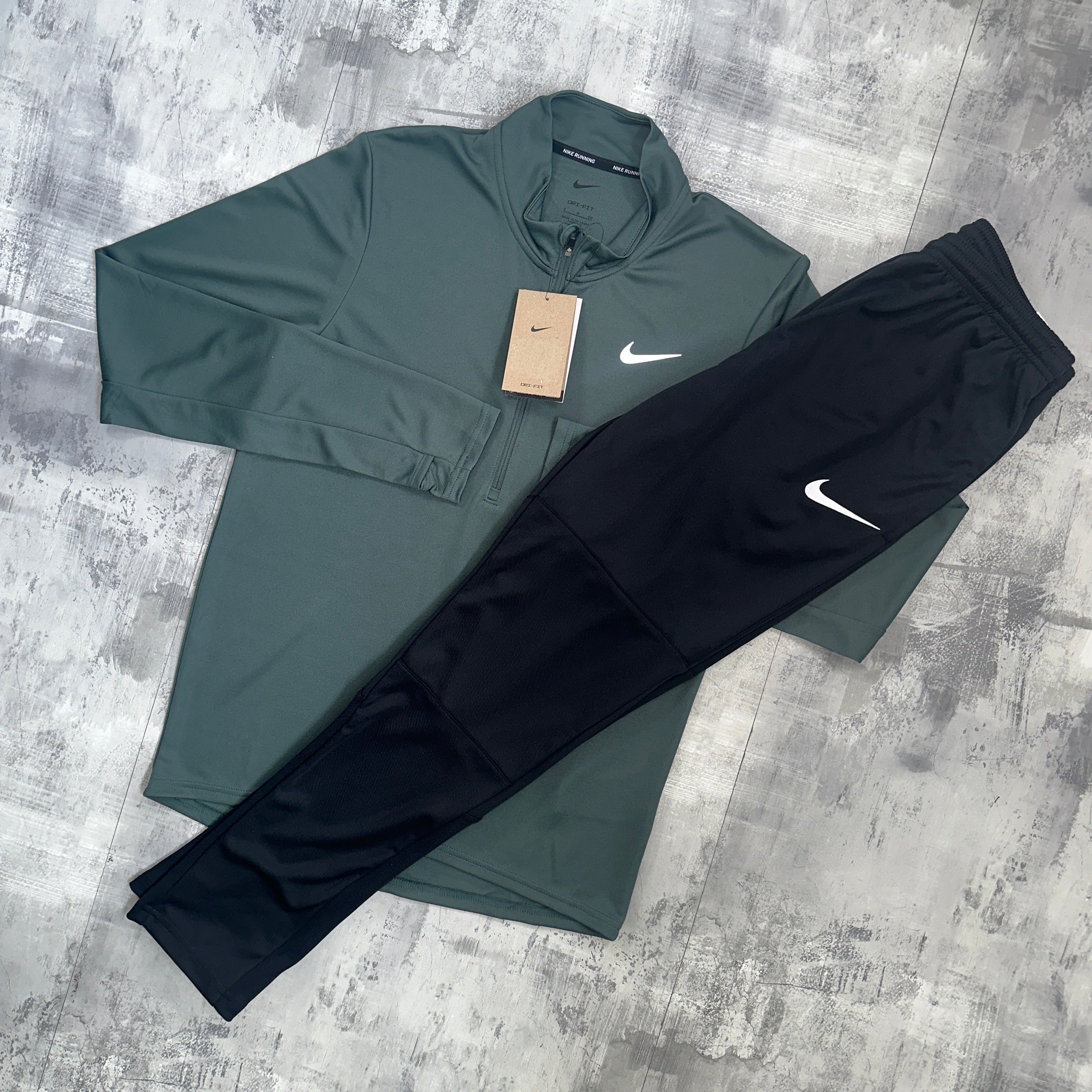 Nike Dri-Fit Pacer set Forest Green - 1/2 zip & trousers