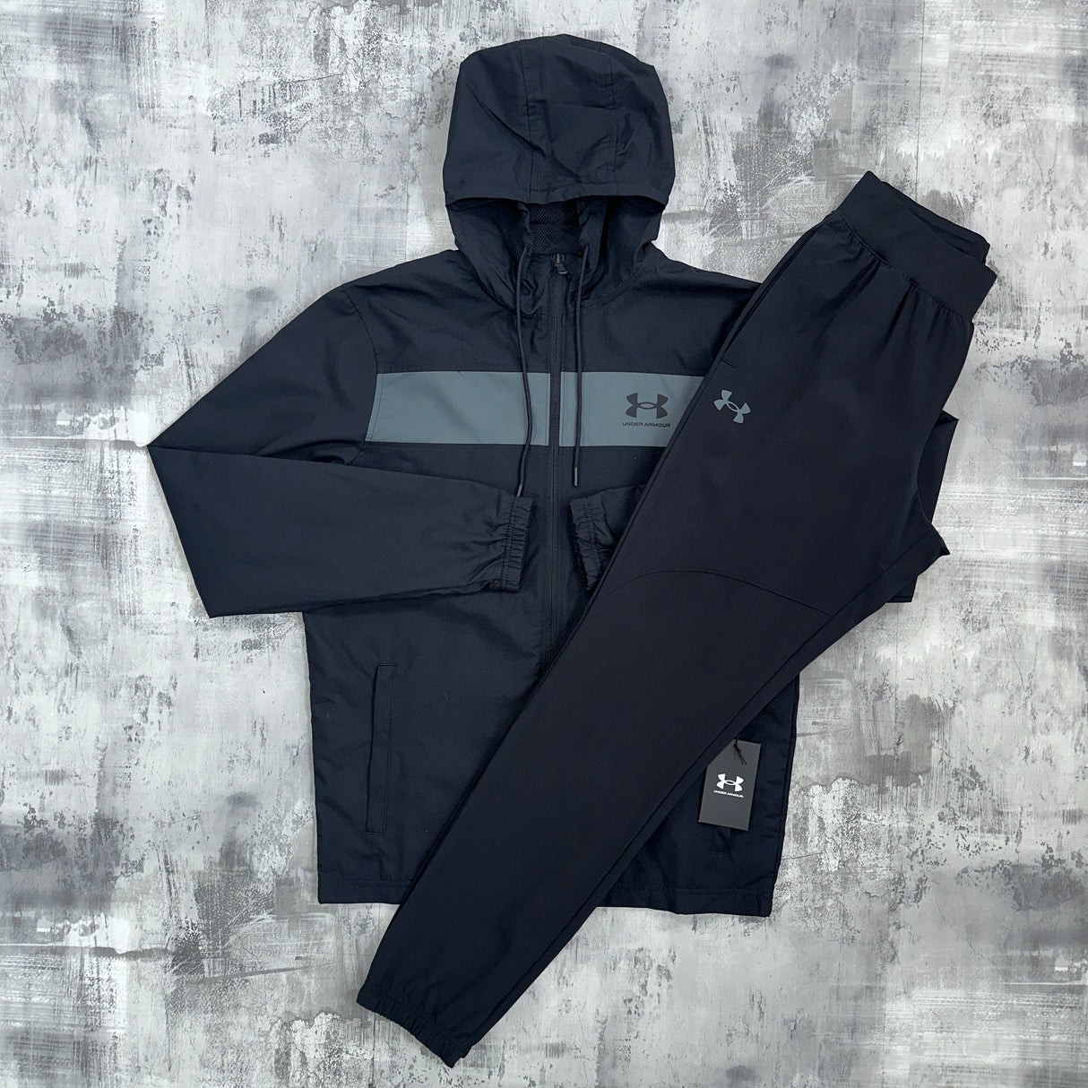 Under Armour Run Tracksuit Black - Jacket & Trousers