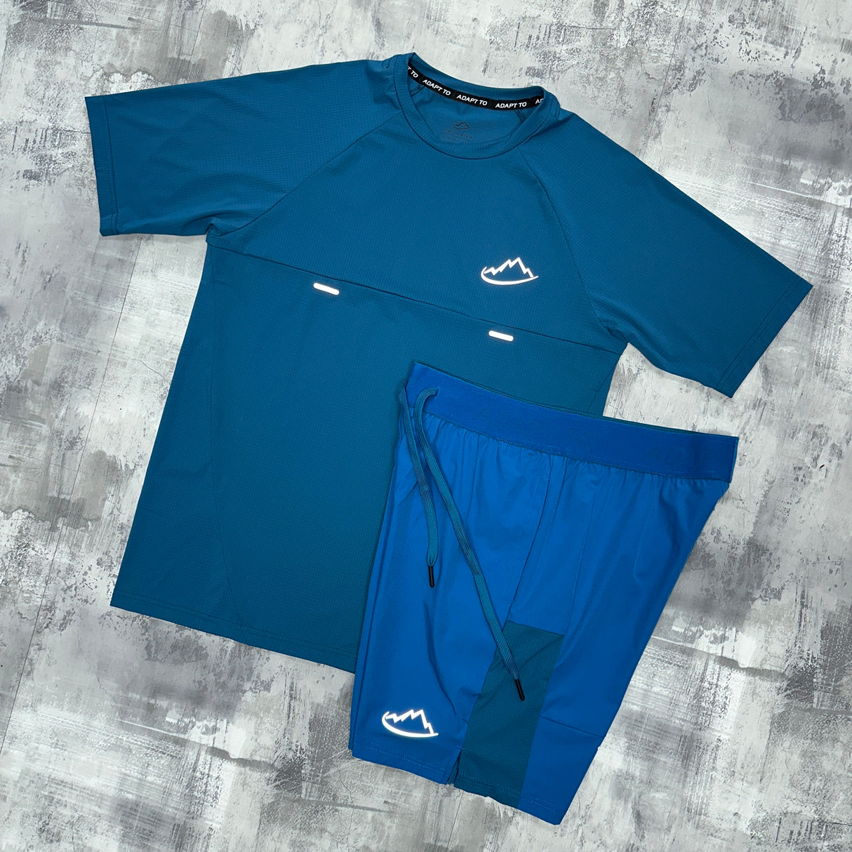 Adapt To Assist Set Teal - T-shirt & Shorts