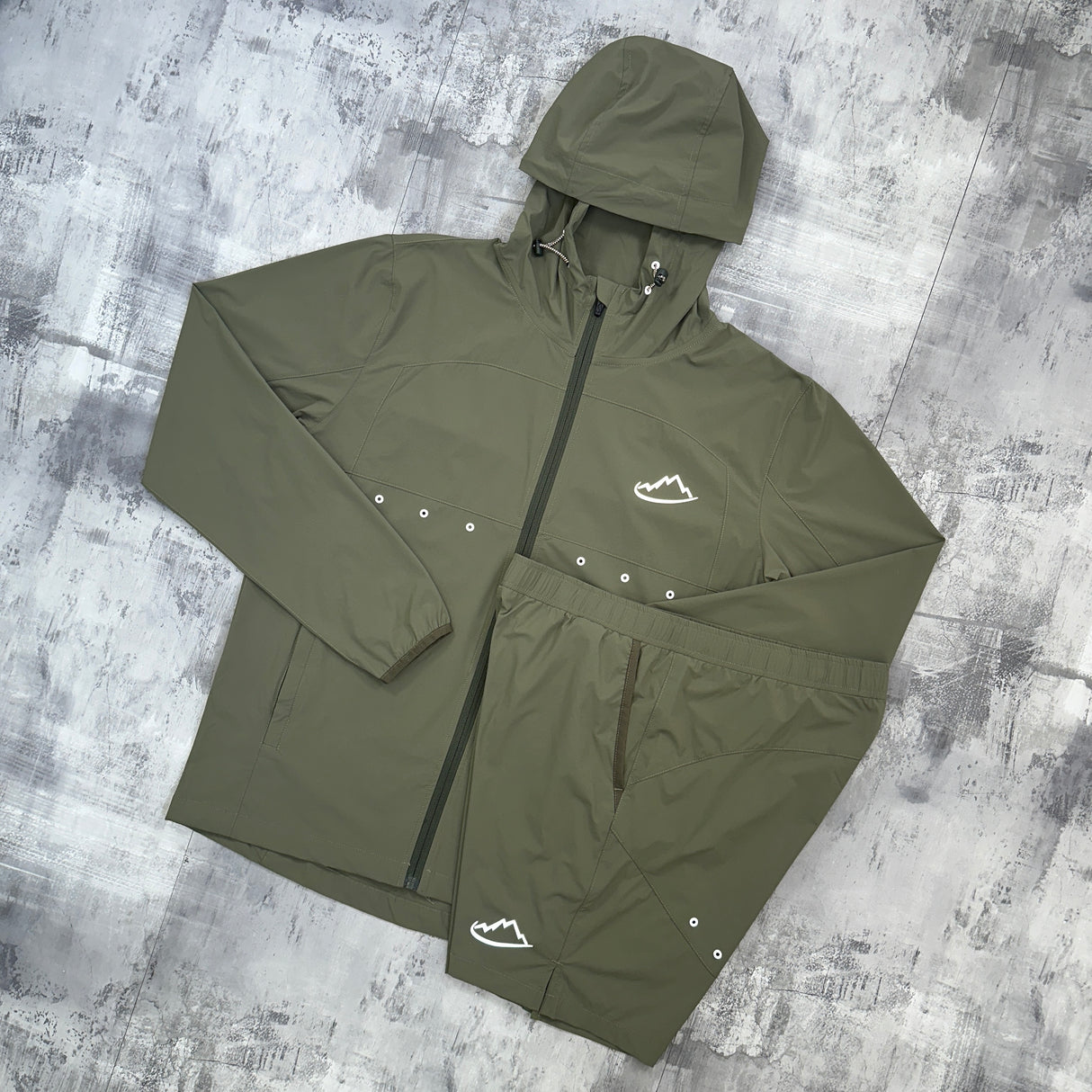 Adapt To Optic Set Khaki - Jacket & Shorts