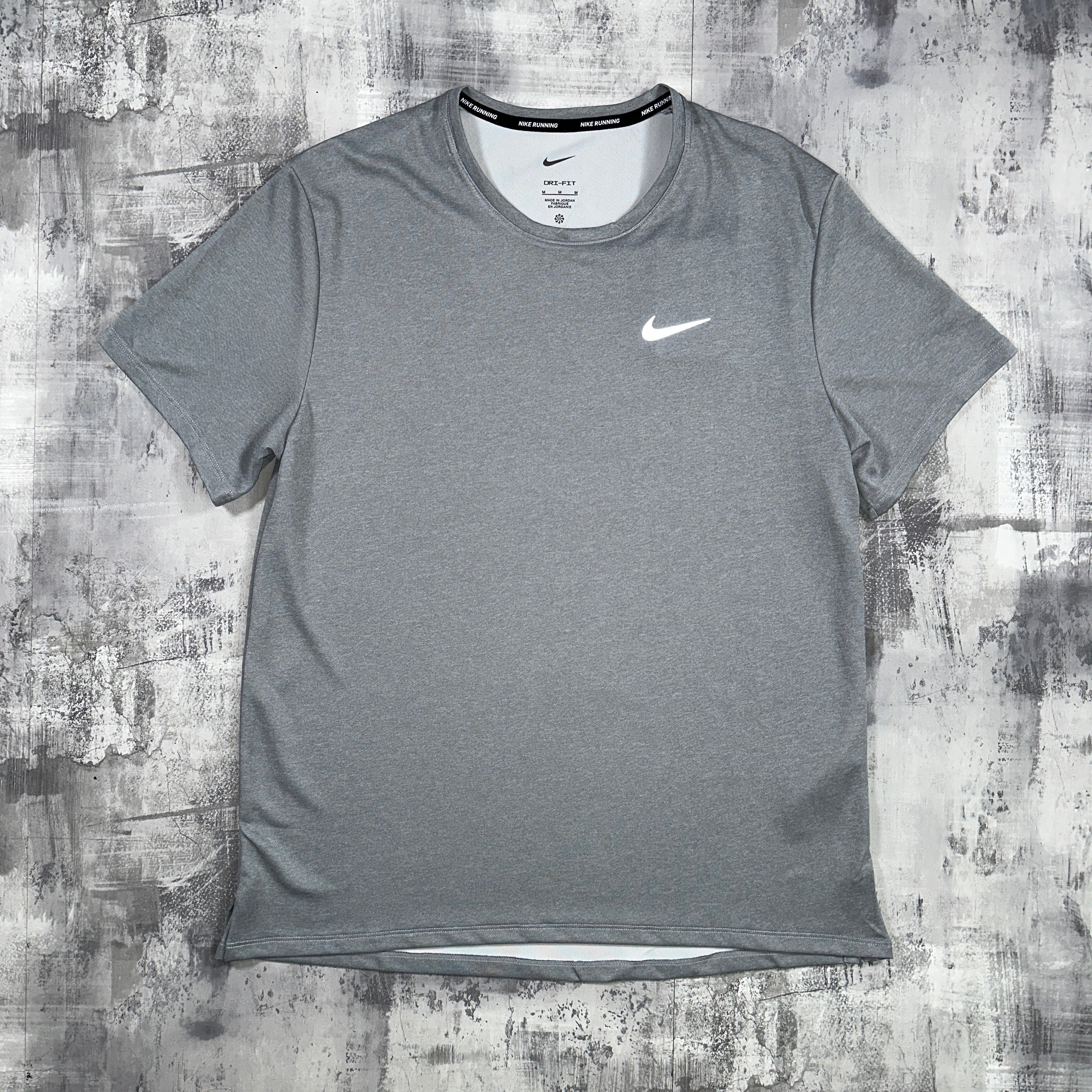 Nike miler t-shirt Grey