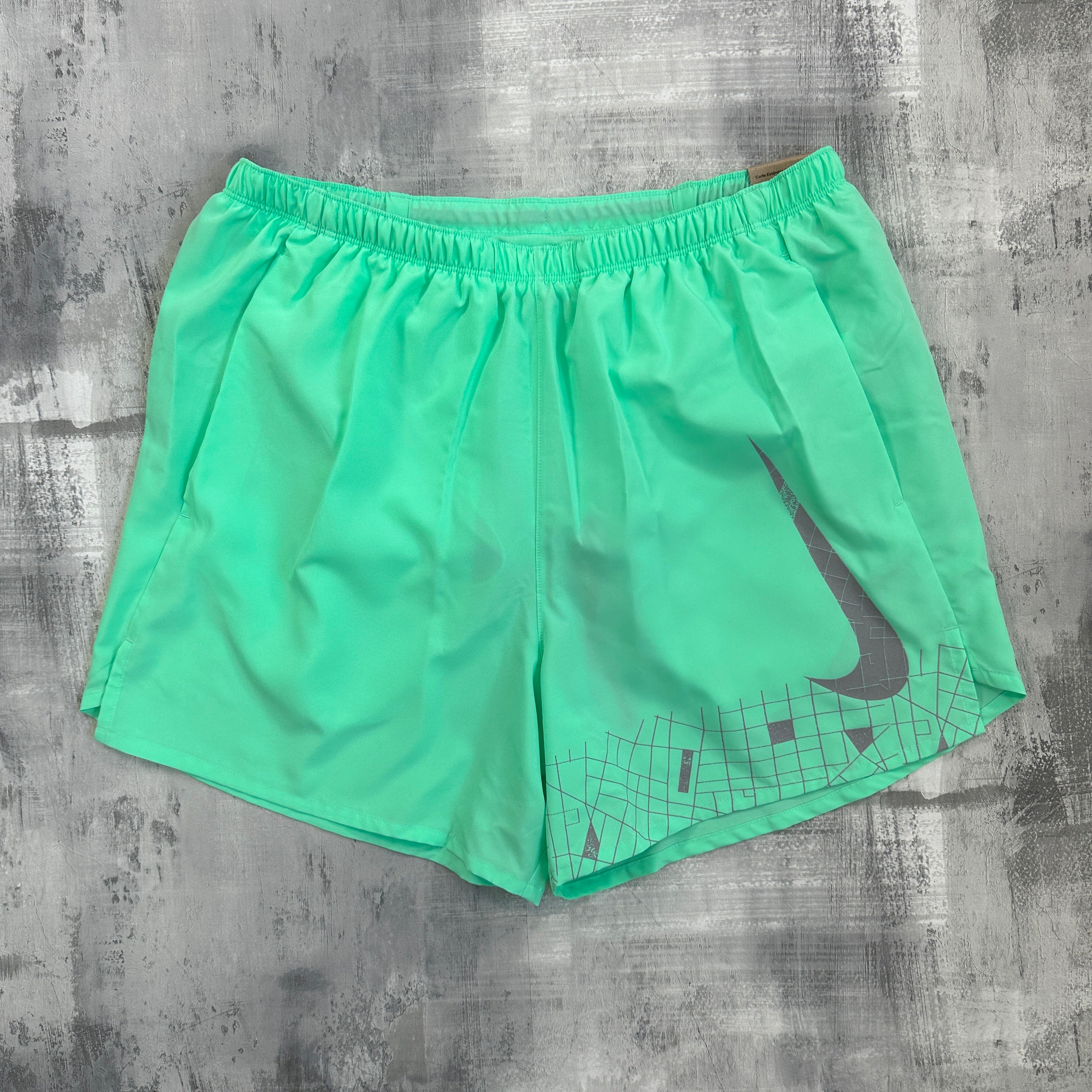 nike challenger shorts mint