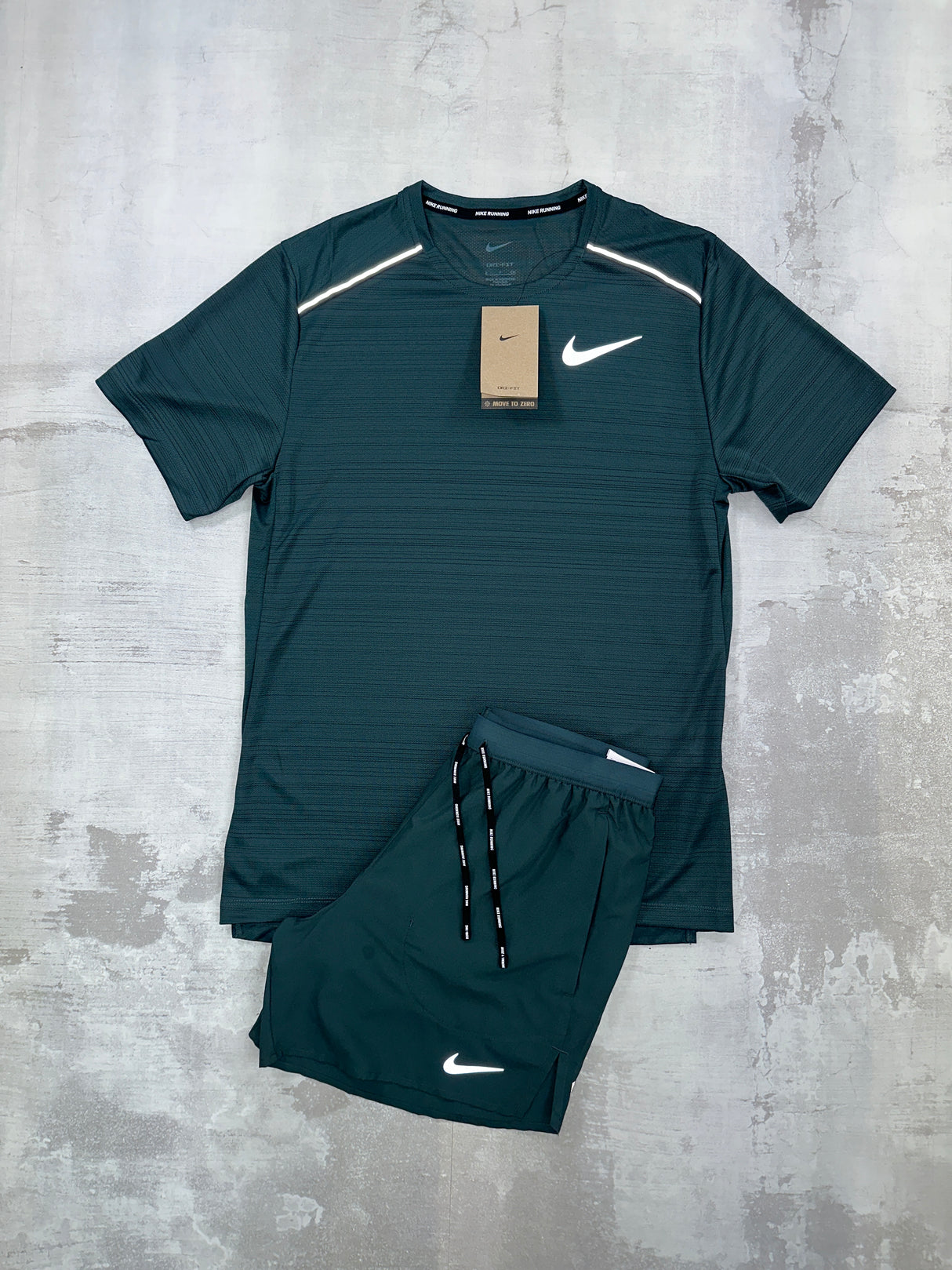 Nike Miler set Jungle Green - t-shirt and shorts