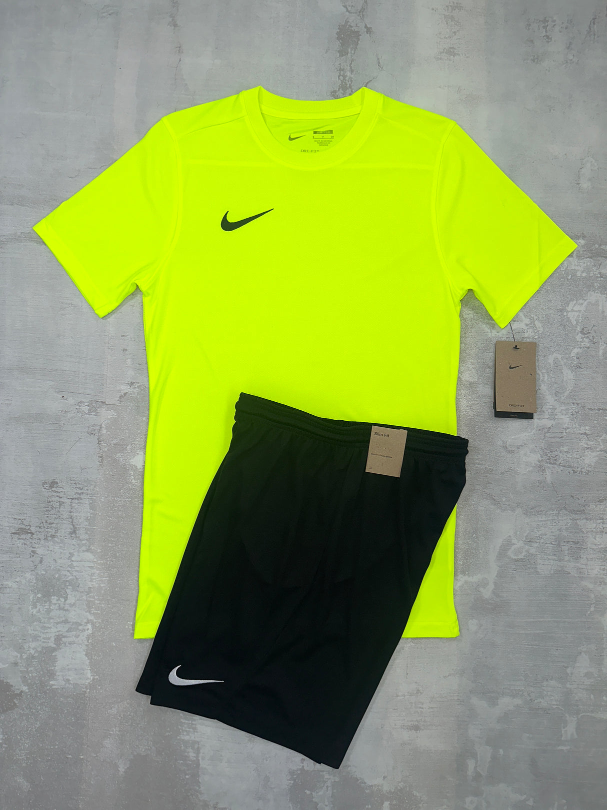 Nike Junior Dri-Fit set Neon - t-shirt & shorts